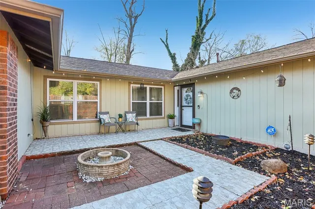 $350,000 | 117 Old Oaks Drive, Ballwin, MO 63011