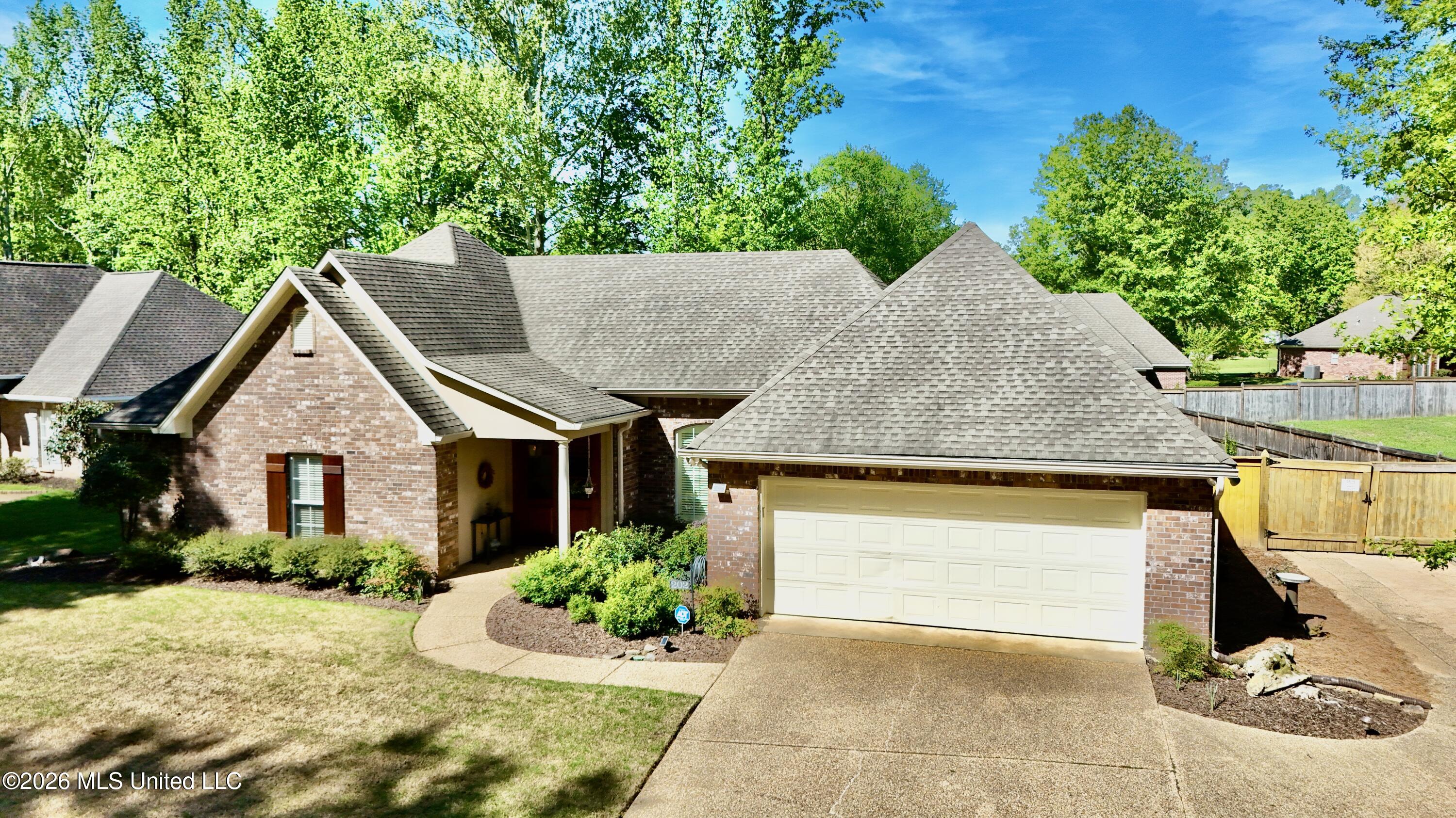 202 Bruenburg Parkway Clinton, MS 39056 - Photo 3 of 65 dji_fly_20260407_104758_0845_17755763161