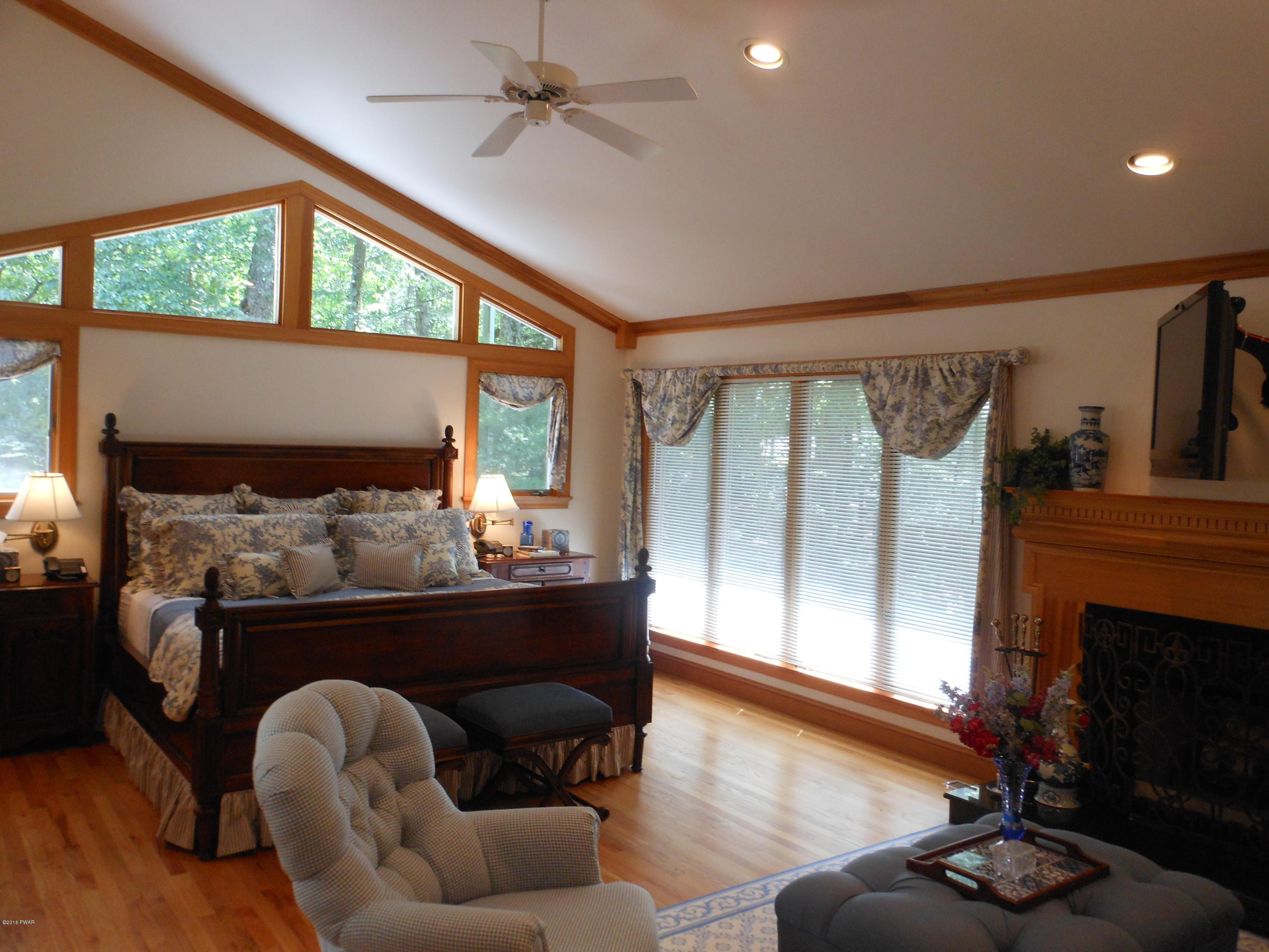 117 Heron Bay Road Hawley, PA 18428 - Photo 31 of 63