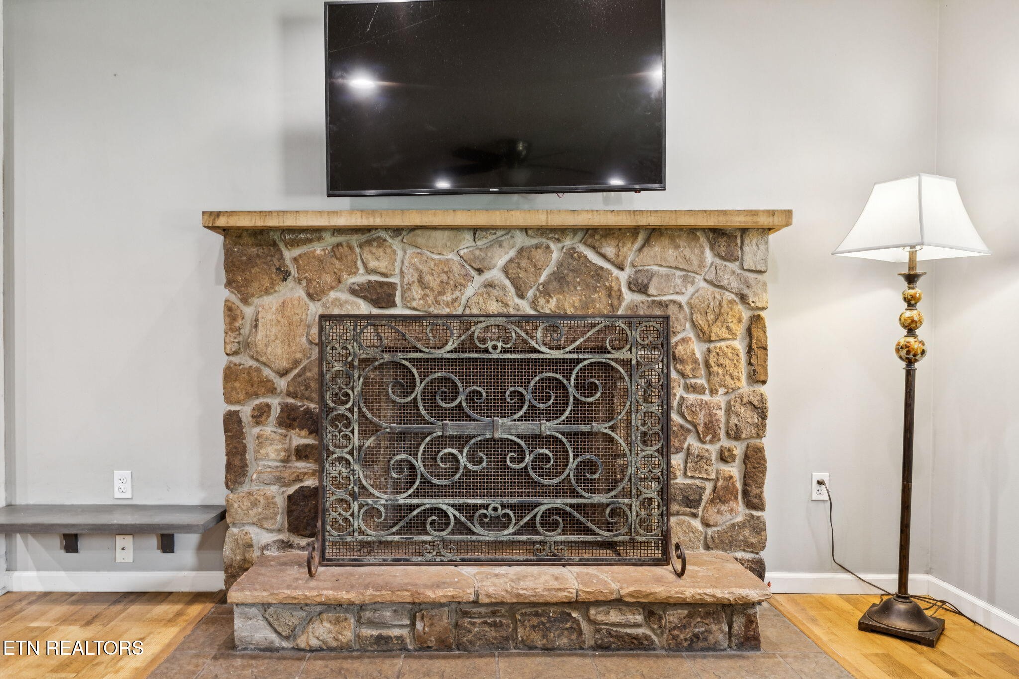 7901 Ewing Road Powell, TN 37849 - Photo 5 of 56 Gallery Image 5