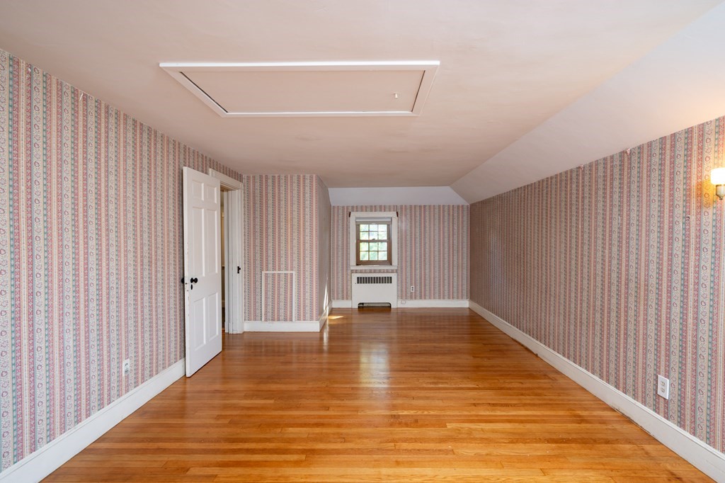 9 Moreland Road Quincy, MA 02169 - Photo 19 of 28 Gallery Image 19