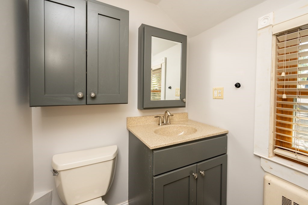 9 Moreland Road Quincy, MA 02169 - Photo 24 of 28 Gallery Image 24