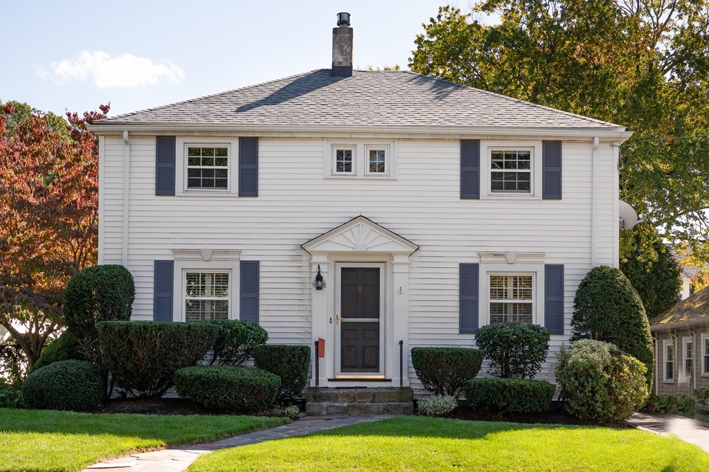 9 Moreland Road Quincy, MA 02169 - Photo 3 of 28 Gallery Image 3