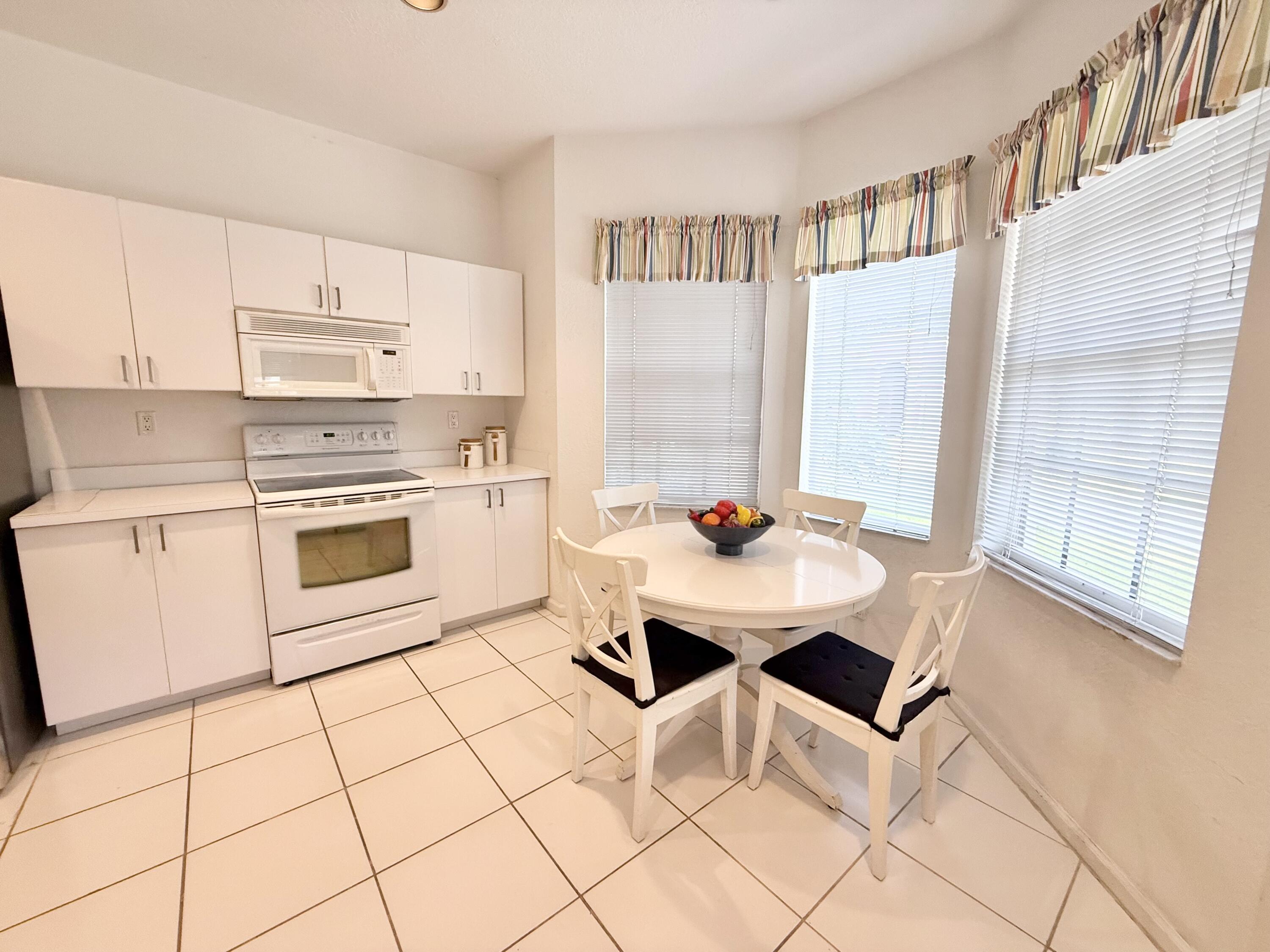 22821 Windsor Wood Court Boca Raton, FL 33433 - Photo 6 of 23 IMG_5723