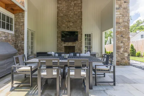 $3,480,000 | 2402 Valley Brook Road, Nashville, TN 37215