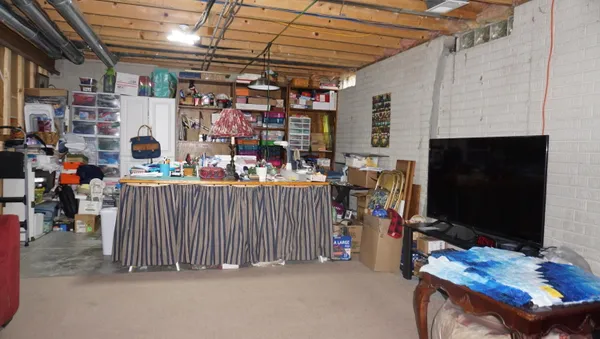 $274,900 | 2633 Ambassador Drive, Ypsilanti, MI 48198