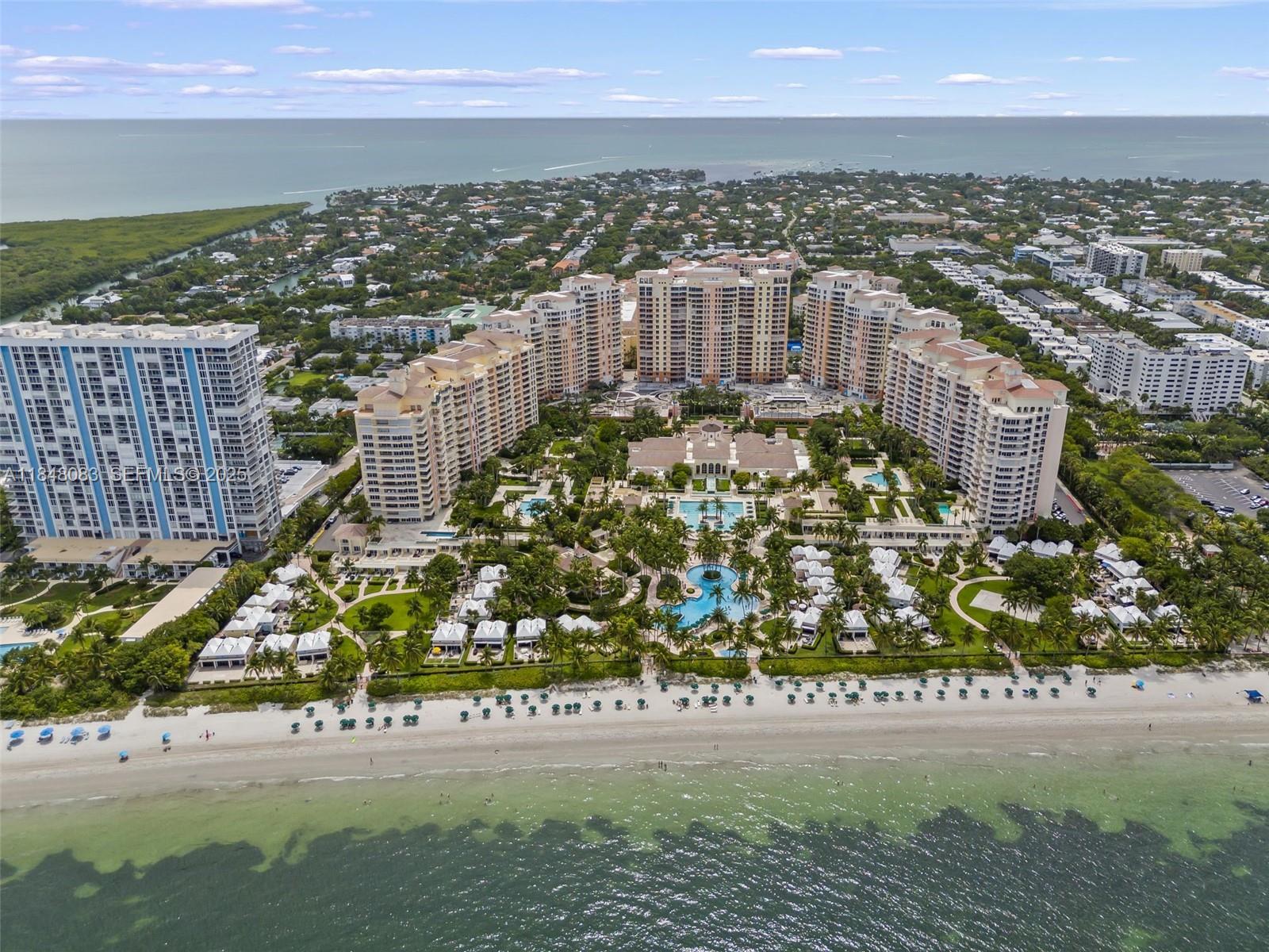 703 Crandon Boulevard, Unit PH3 Key Biscayne, FL 33149 - Photo 36 of 40 a view of a city