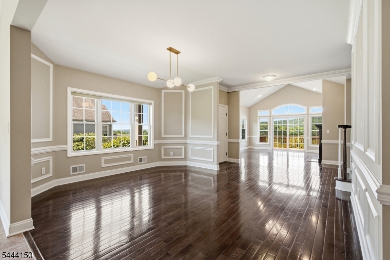 98 Tarrington Road Hamburg, NJ 07419 - Photo 11 of 40
