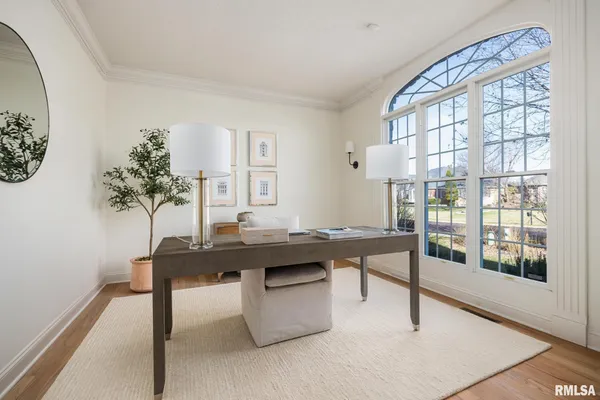 $750,000 | 6531 North Greenwich Place, Peoria, IL 61615