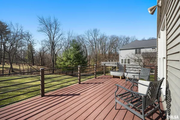 $750,000 | 6531 North Greenwich Place, Peoria, IL 61615