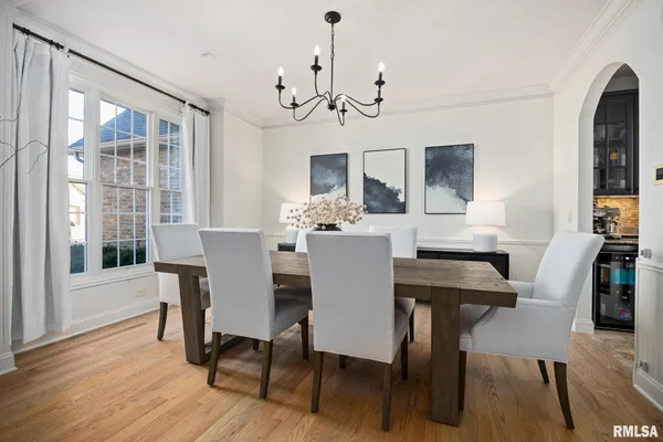 $750,000 | 6531 North Greenwich Place, Peoria, IL 61615