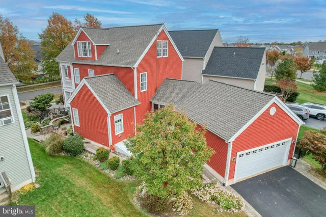 $699,000 | 321 Ellenwood Drive, Middletown, DE 19709