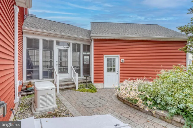 $699,000 | 321 Ellenwood Drive, Middletown, DE 19709