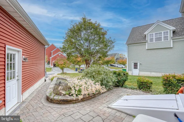 $699,000 | 321 Ellenwood Drive, Middletown, DE 19709