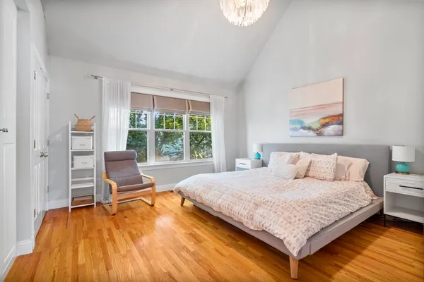 $3,800 | 10 South Sydney Street, Unit 10, Boston, MA 02125