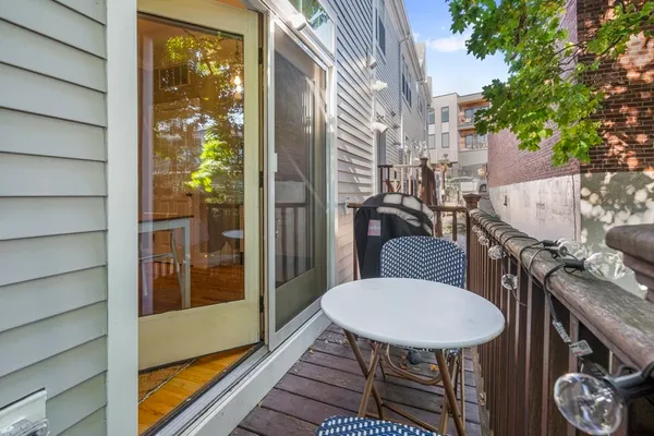 $3,800 | 10 South Sydney Street, Unit 10, Boston, MA 02125