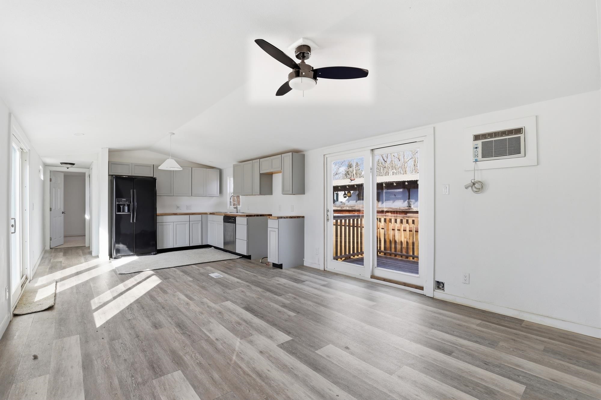 11705 North Wilson Street, Unit TRLR C11 Mead, WA 99021 - Photo 11 of 20