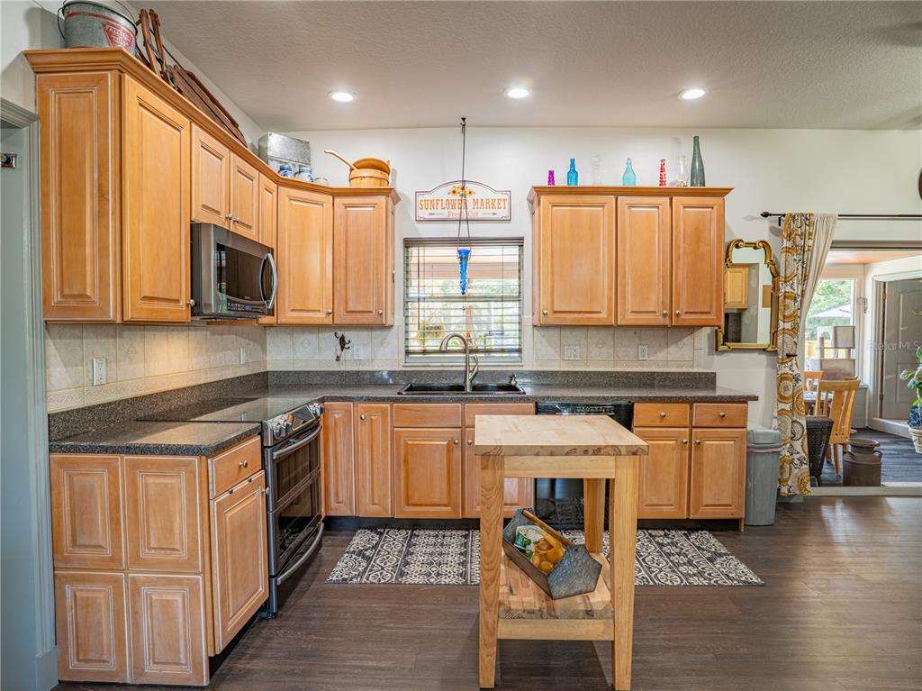 135 West Trade Winds Road Winter Springs, FL 32708 - Photo 14 of 44