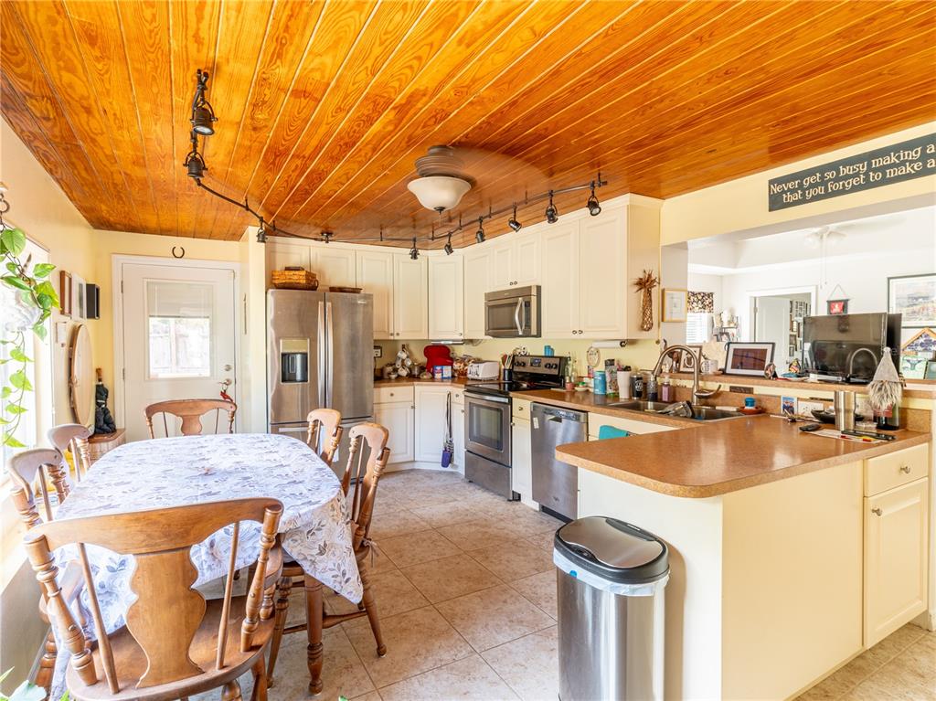 135 West Trade Winds Road Winter Springs, FL 32708 - Photo 31 of 44