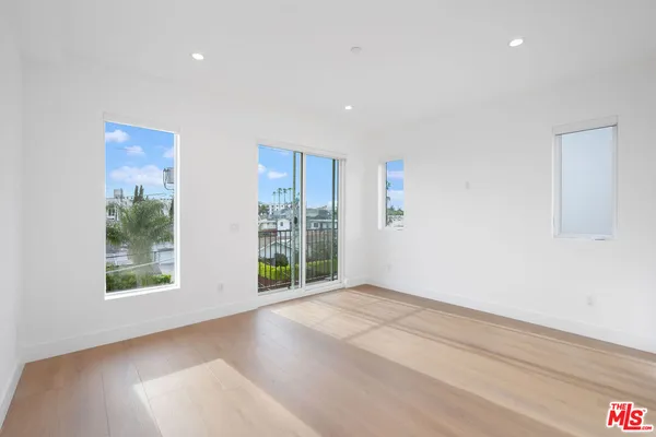 $5,500 | 5246 Auckland Avenue, North Hollywood, CA 91601