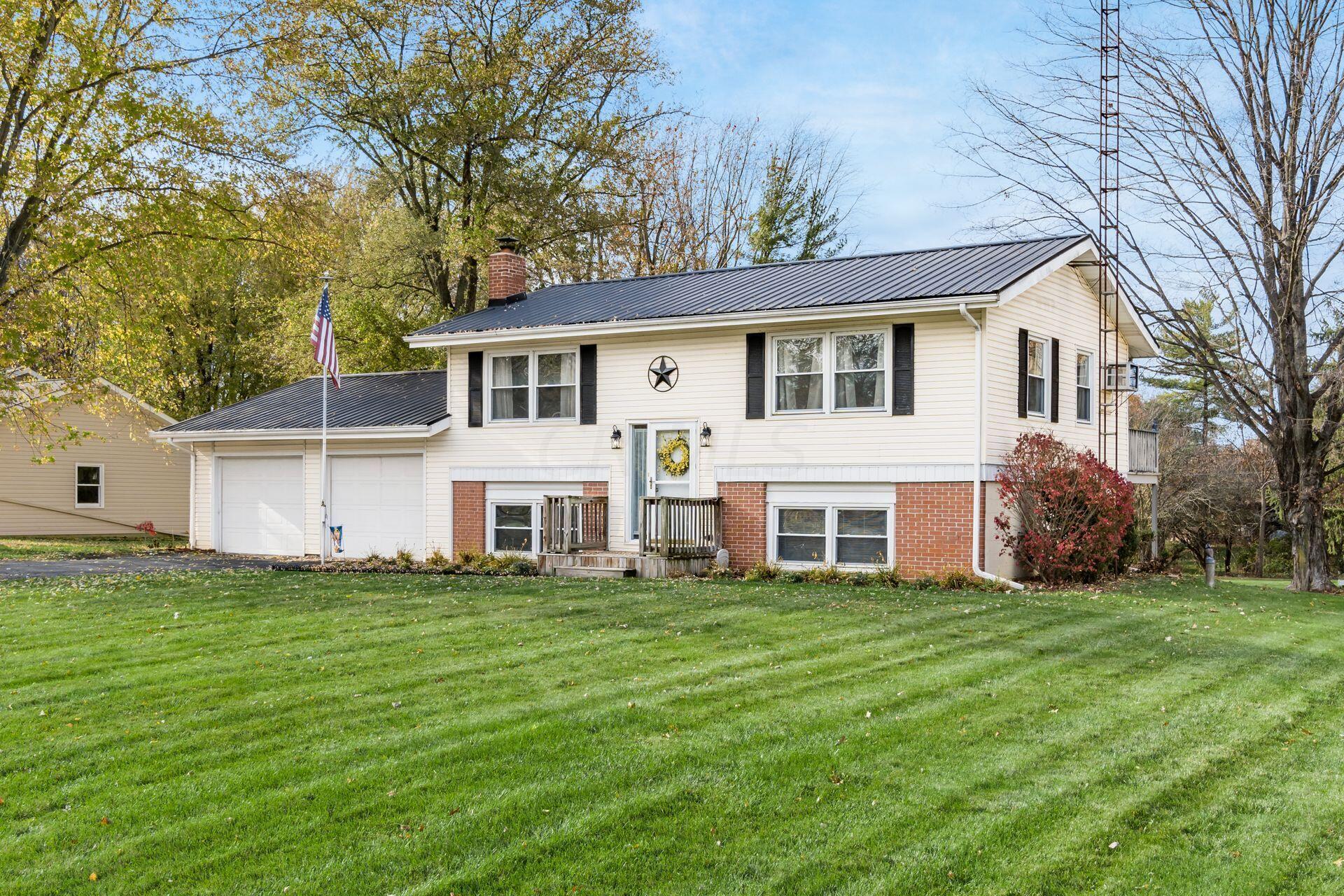 2875 Scenic Road Marion, OH 43302 - Photo 2 of 33 Front View