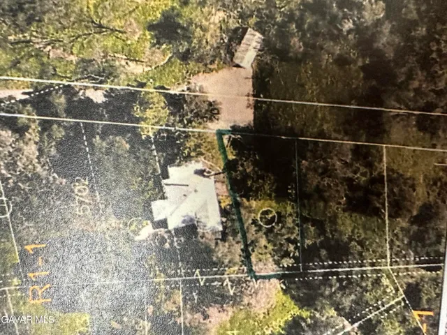 a bathroom with a toilet