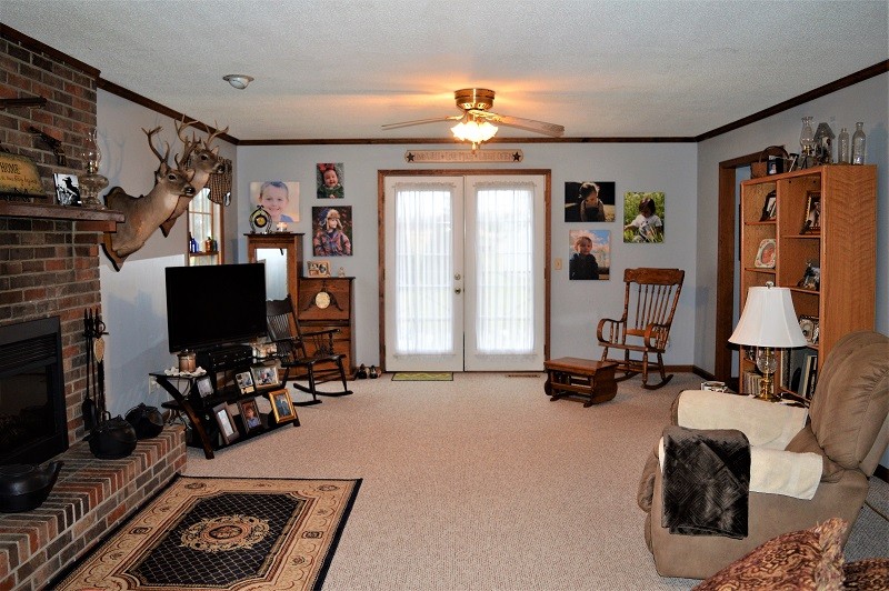 505 W Road Morrison, TN 37357 - Photo 11 of 44 a view of a room with gym equipment
