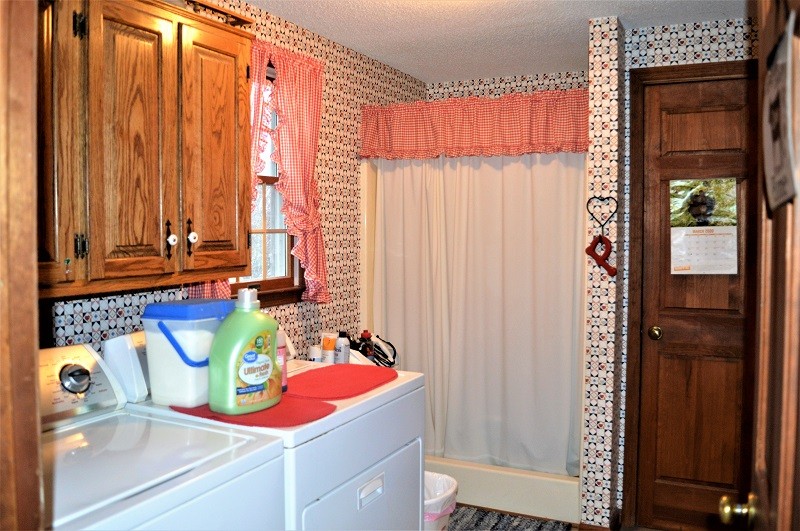 505 W Road Morrison, TN 37357 - Photo 18 of 44 a bathroom with a sink and a mirror