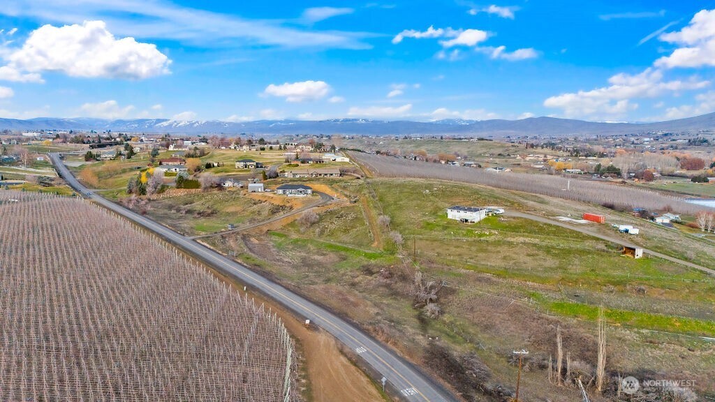 -nka Zier Road Yakima, WA 98908 - Photo 3 of 8