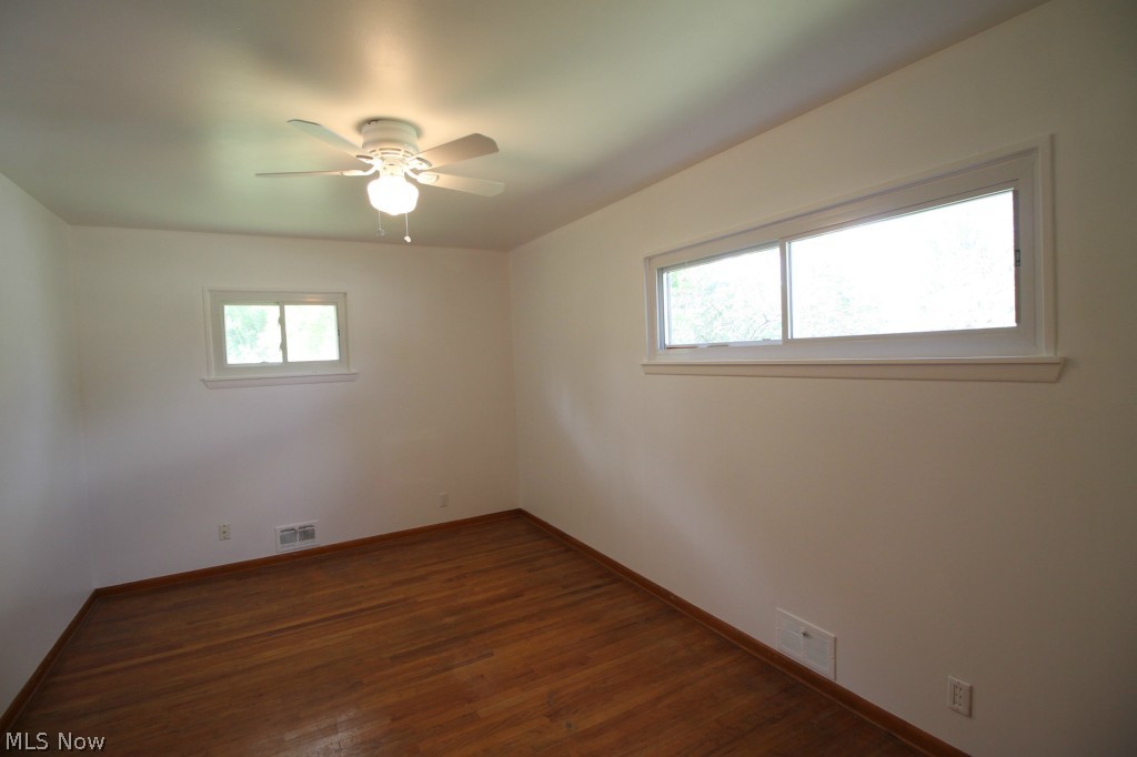 7352 Ward Road Cleveland, OH 44134 - Photo 10 of 20 Gallery Image 10