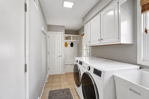 $719,900 | 6510 Woodgate Road, Middleton, WI 53562