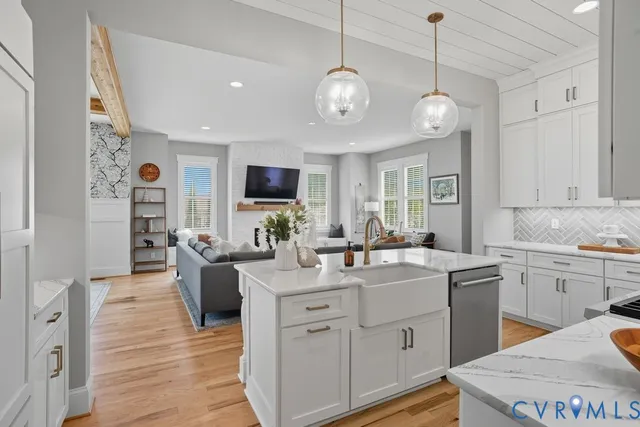 $1,150,000 | 16200 Mitchells Mill Court, Midlothian, VA 23112