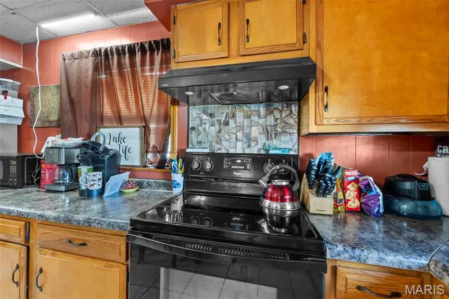 $210,000 | 228 Mohawk Lane, Perryville, MO 63775