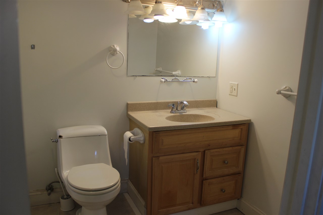 340 Ocean Road Portsmouth, NH 03801 - Photo 20 of 40 Gallery Image 20