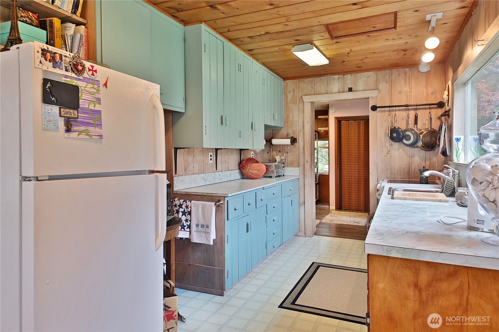 2712 North Bluff Road Greenbank, WA 98253 - Photo 12 of 35 Gallery Image 12
