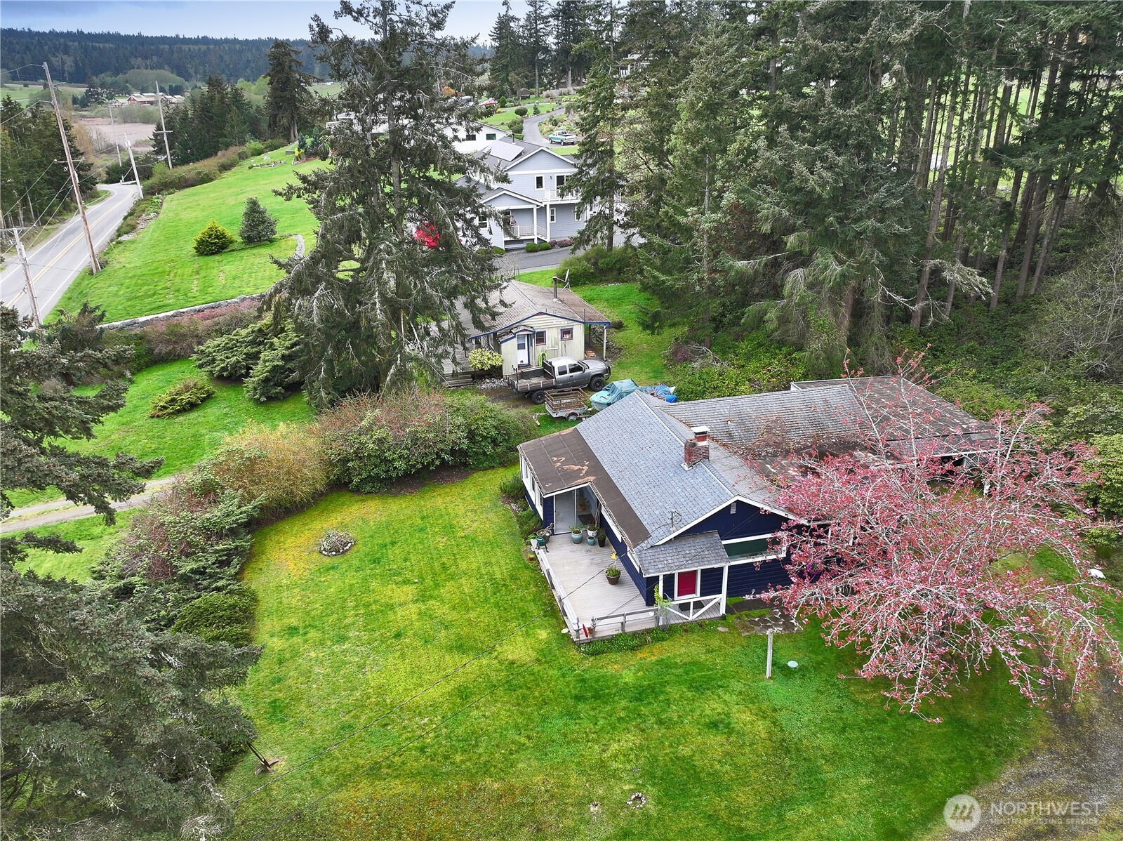 2712 North Bluff Road Greenbank, WA 98253 - Photo 32 of 35 Gallery Image 32