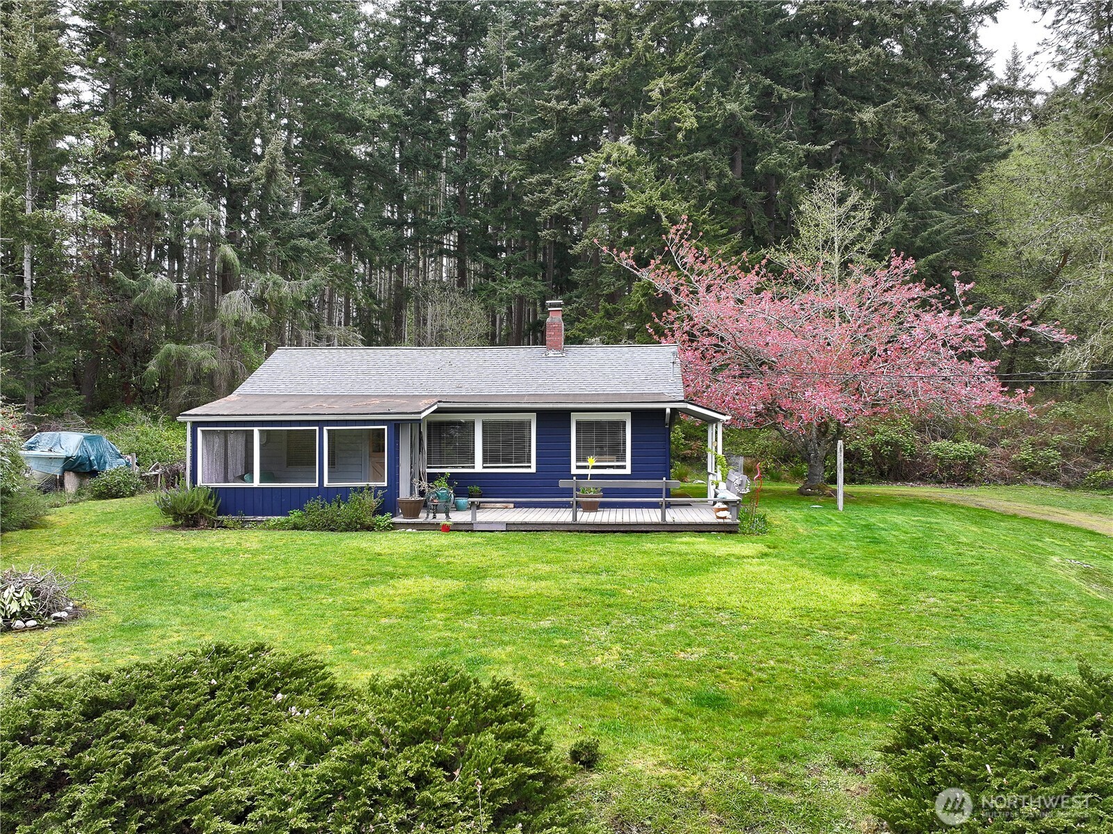 2712 North Bluff Road Greenbank, WA 98253 - Photo 33 of 35 Gallery Image 33