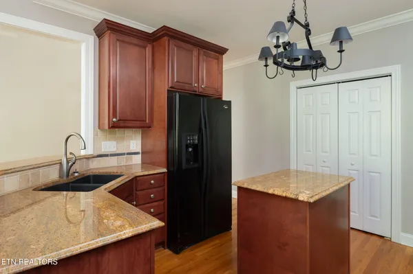 $1,050,000 | 11912 Abners Ridge Drive, Knoxville, TN 37934