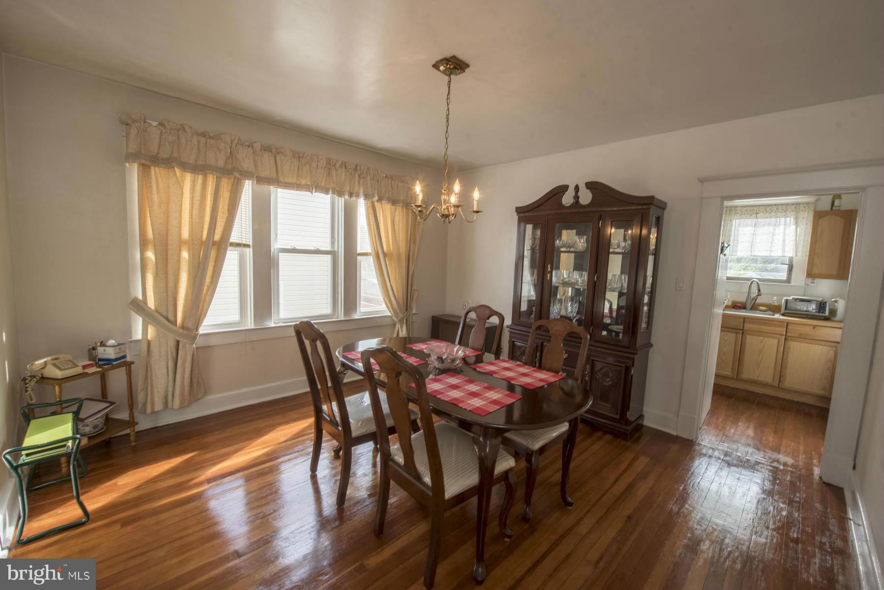 5306 Catalpha Road Baltimore, MD 21214 - Photo 10 of 21 Dining Room
