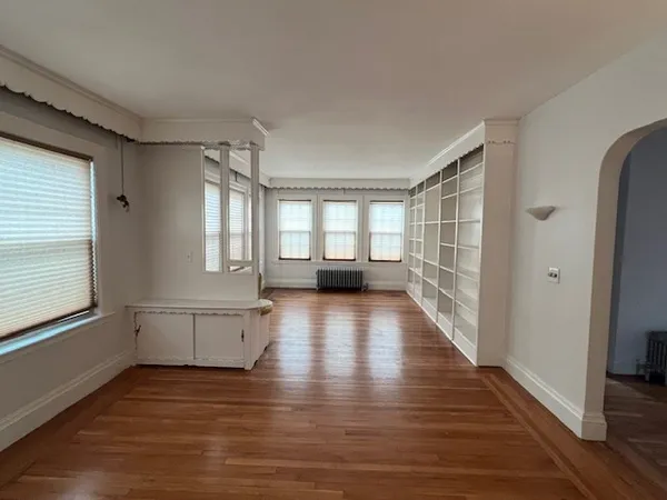 $1,200 | 136 Homestead Street, Boston, MA 02121