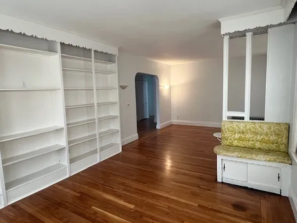 $1,200 | 136 Homestead Street, Boston, MA 02121