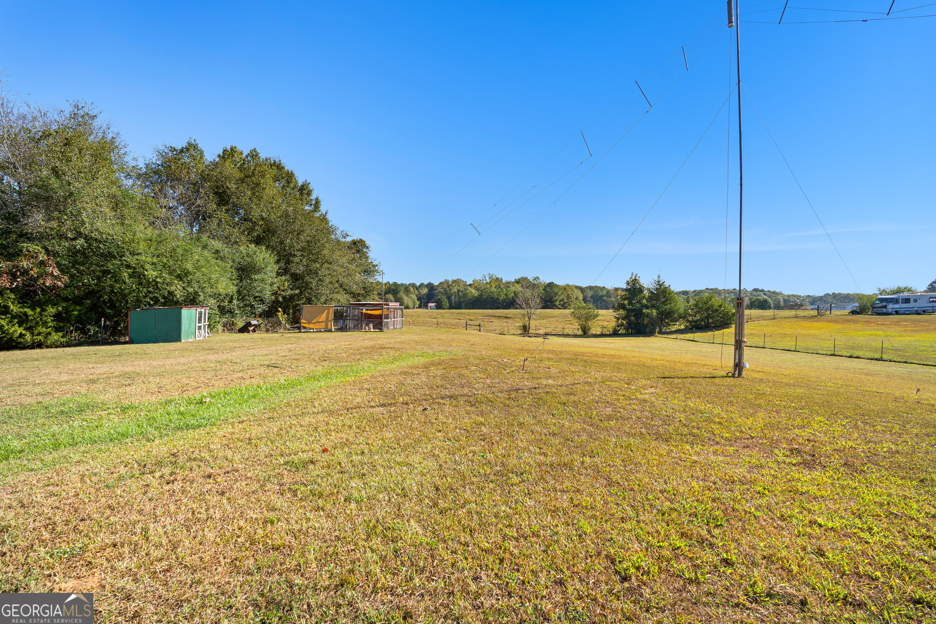 3939 Bevis Road Franklin, GA 30217 - Photo 35 of 40 a view of an ocean
