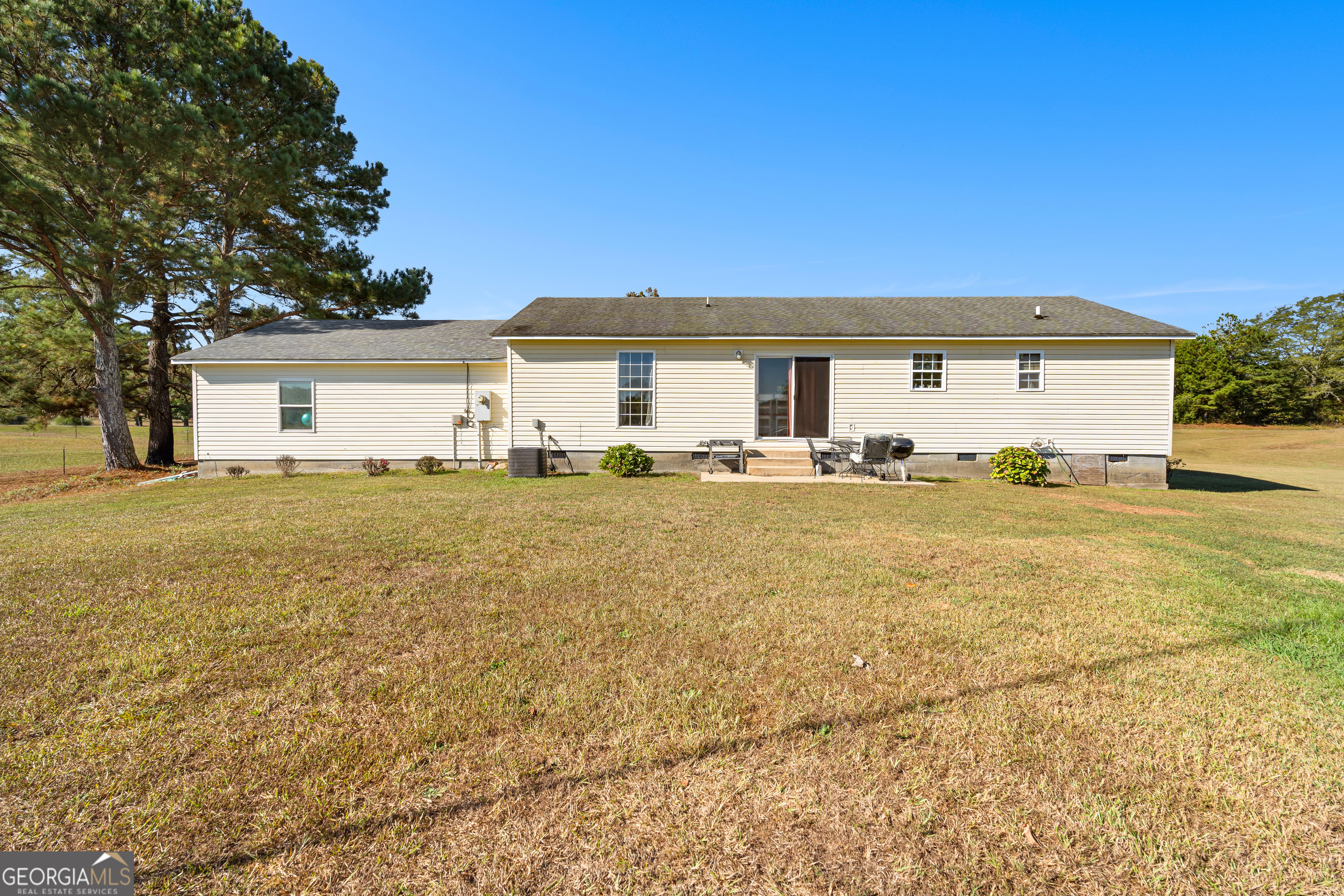 3939 Bevis Road Franklin, GA 30217 - Photo 40 of 40 a front view of house with yard and trees around