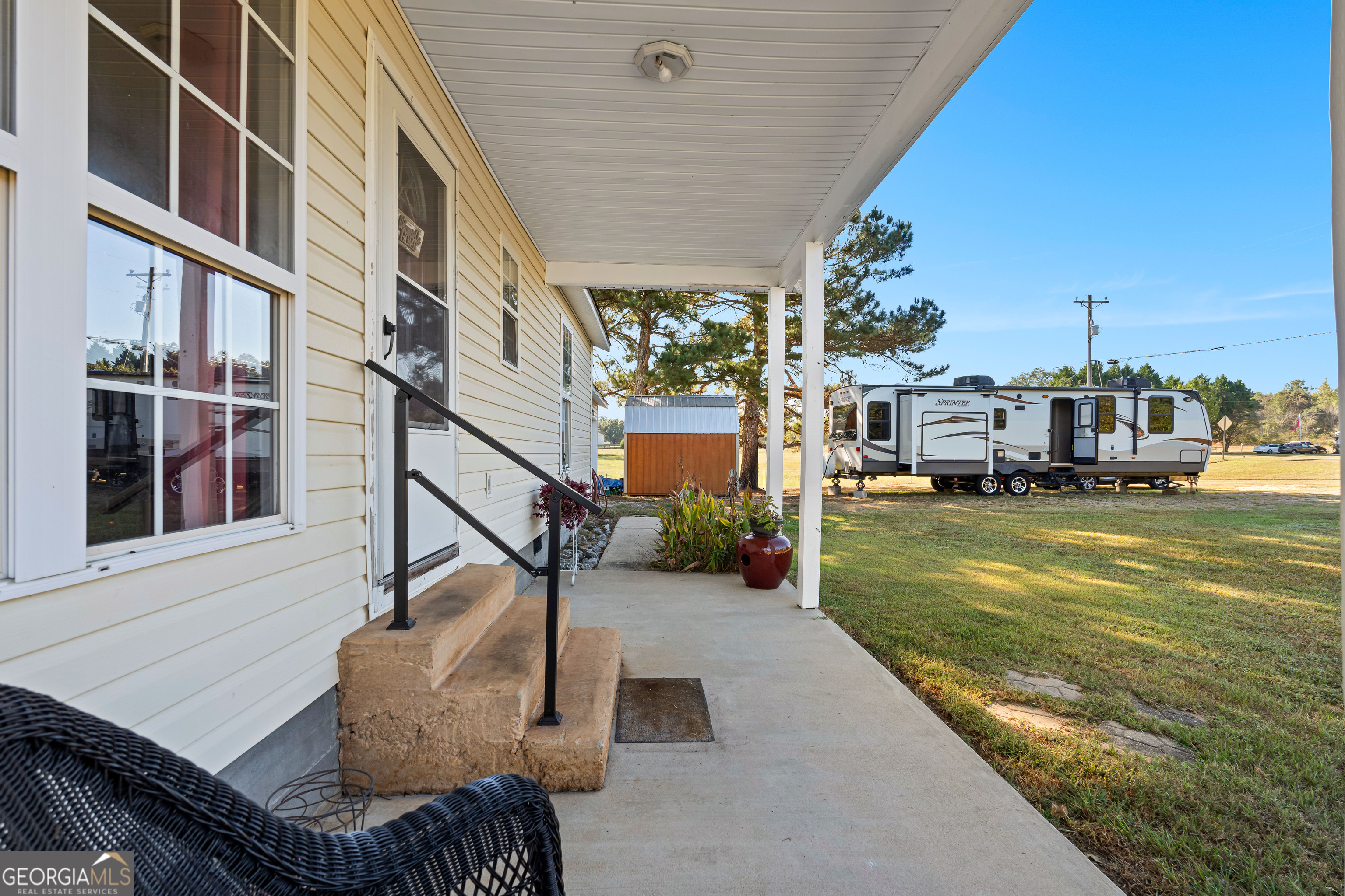3939 Bevis Road Franklin, GA 30217 - Photo 5 of 40 a balcony with view of the house