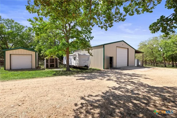 $2,375,000 | 1130 Eastern Oaks, Florence, TX 76527