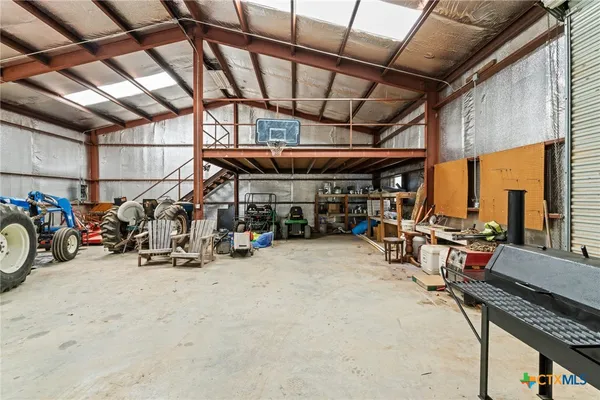 $2,375,000 | 1130 Eastern Oaks, Florence, TX 76527