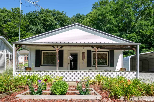 $65,500 | 578 North Hamm Lane, Astoria, IL 61501