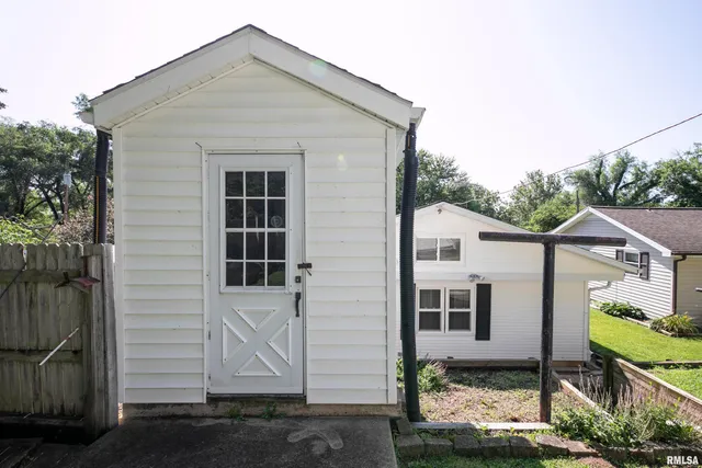 $65,500 | 578 North Hamm Lane, Astoria, IL 61501