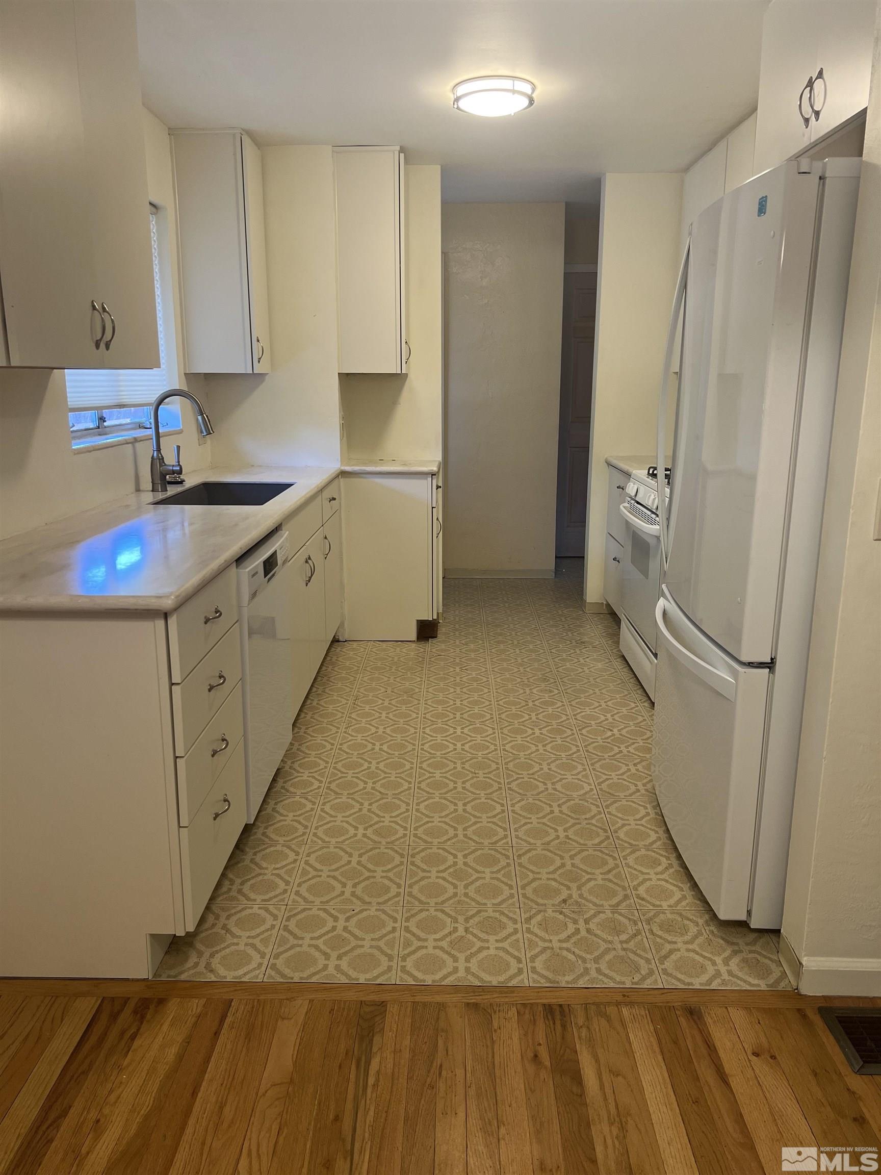 740 Edelweiss Street Reno, NV 89502 - Photo 2 of 13 Photo 2