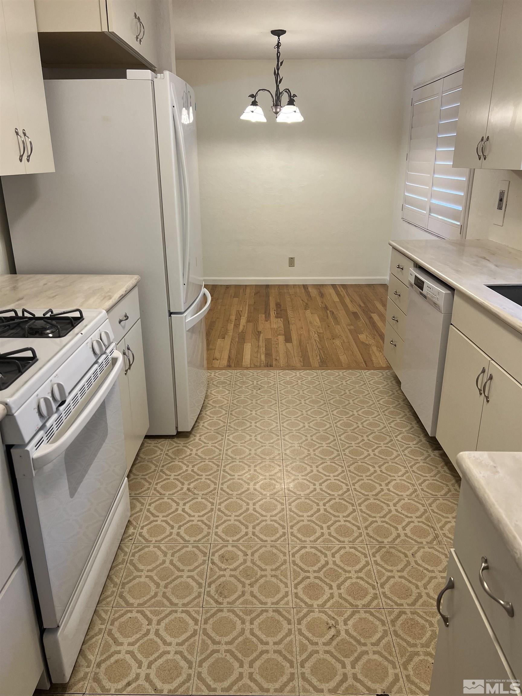 740 Edelweiss Street Reno, NV 89502 - Photo 3 of 13 Photo 3